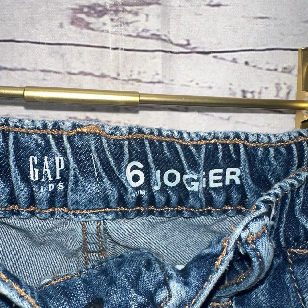 Gap Kids Boys Jogger Style Jeans Size 6 - Picture 2 of 3